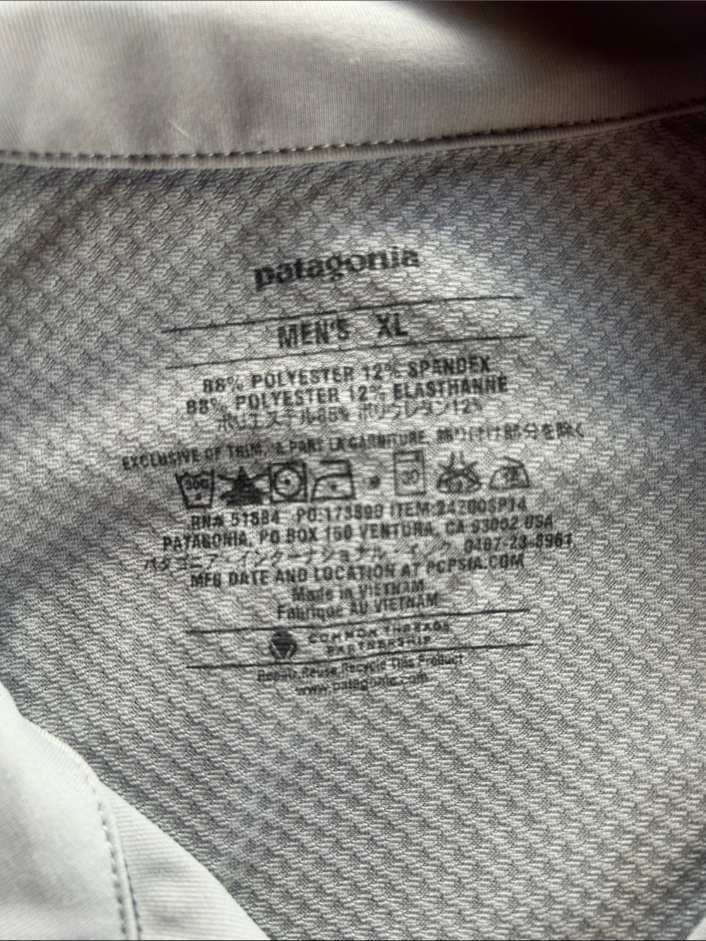 Patagonia Light Gray Quarter-Zip Performance Pullover - Picture 2 of 3